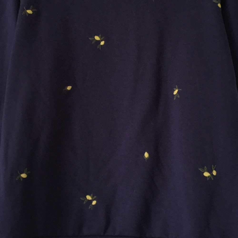 Gloria Vanderbilt | Navy Sweatshirt with Lemon Yellow Florals Embroidery πβ¨πππ± - Picture 9 of 16